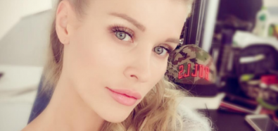 Joanna Krupa strzela słodkie selfie