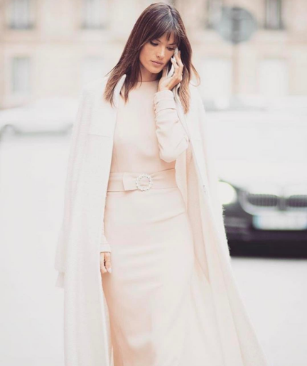 Alessandra Ambrosio w eleganckich stylizacjach