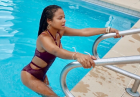 Christina Milian boska i gorąca w basenie