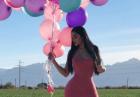 Jailyne Ojeda Ochoa pełna wdzięku z balonami