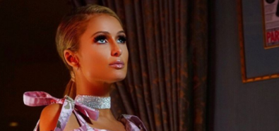 Paris Hilton powabnie w nietypowej sukni