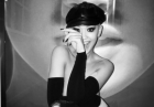 Rita Ora w czarno białej odsłonie