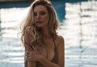 Tiffany Toth topless w basenie