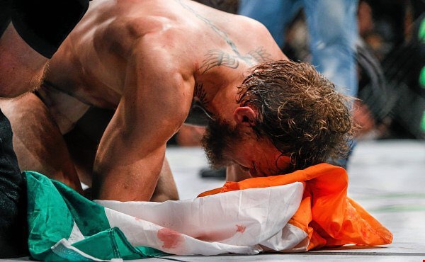 Conor McGregor vs Floyd Mayweather Jr. oficjalnie w sierpniu