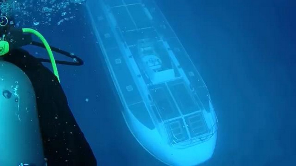 Nurkowie i łódź podwodna
