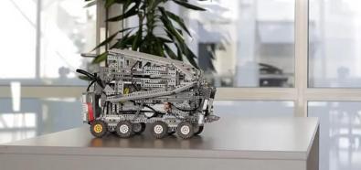 Platforma rozkładająca most z LEGO