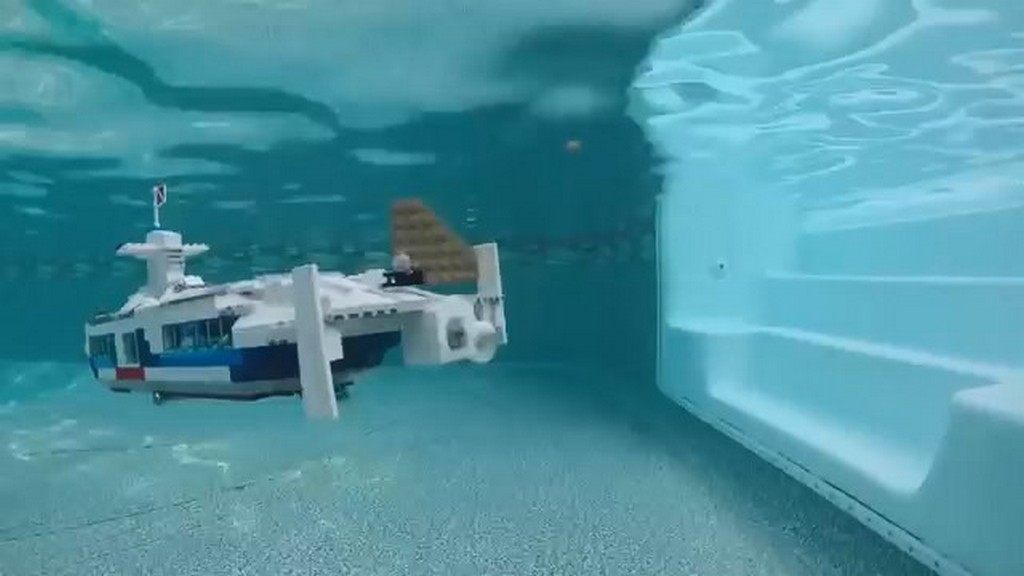 Okręt podwodny z LEGO