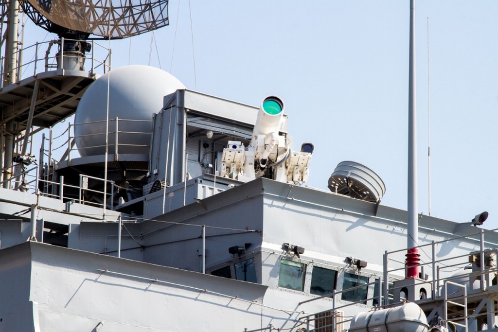Laser na USS Ponce