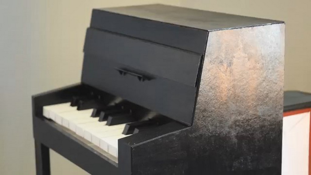 Papierowe pianino