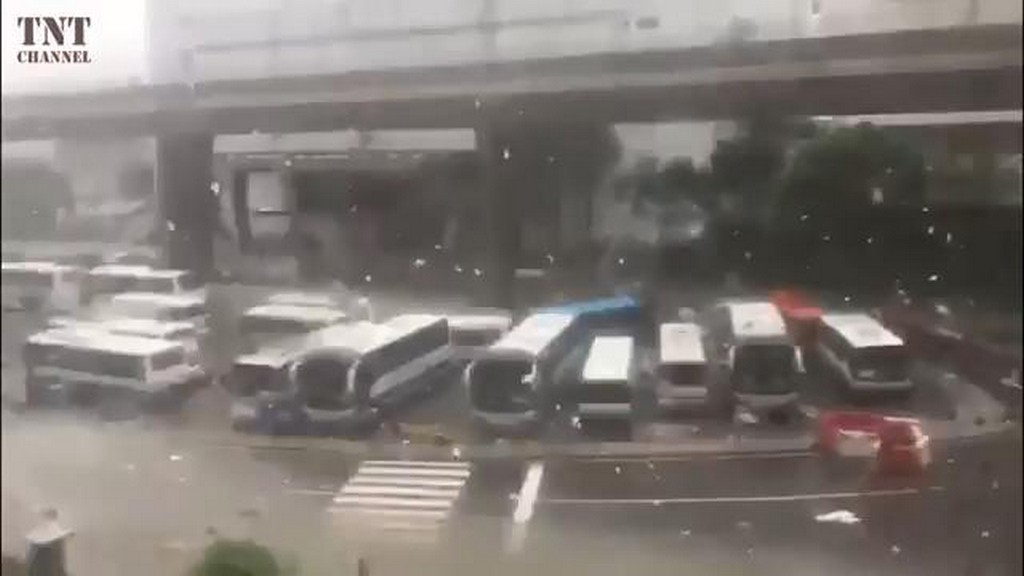 Tajfun Hato