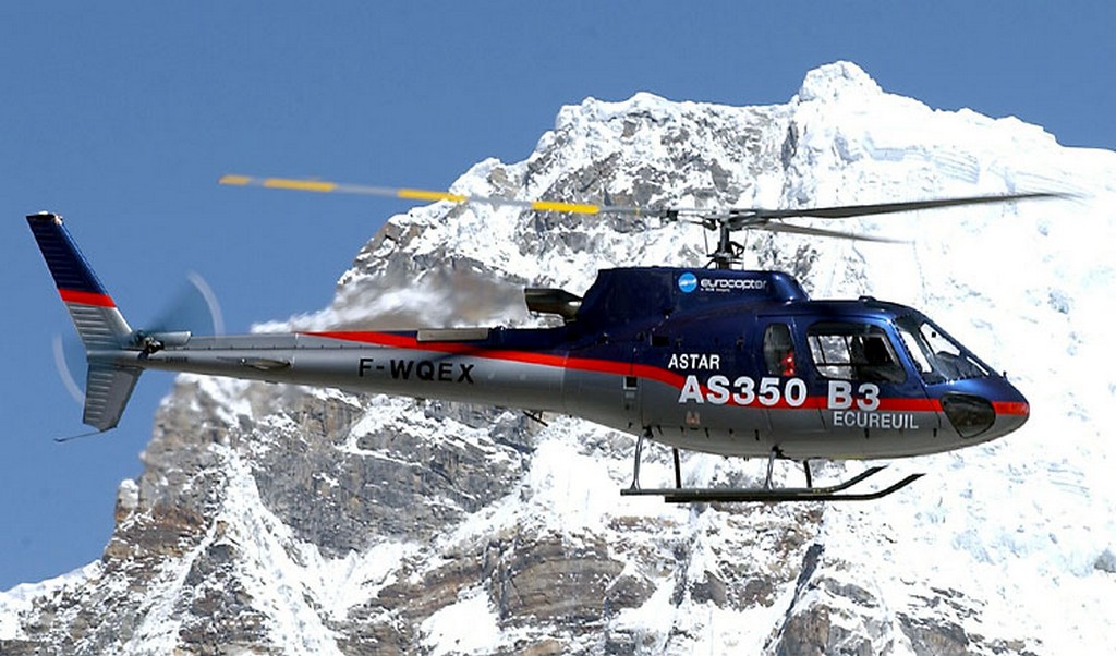 Helikopterem na Mount Everest