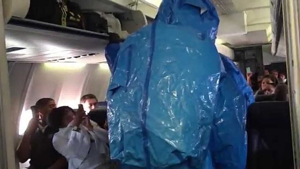 Ebola w samolocie