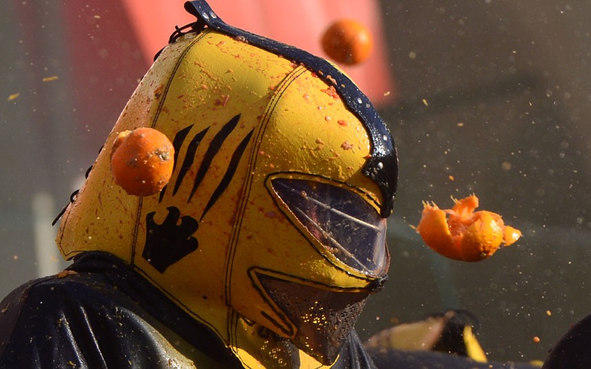 Bitwa na pomarańcze we włoskim mieście Ivrea