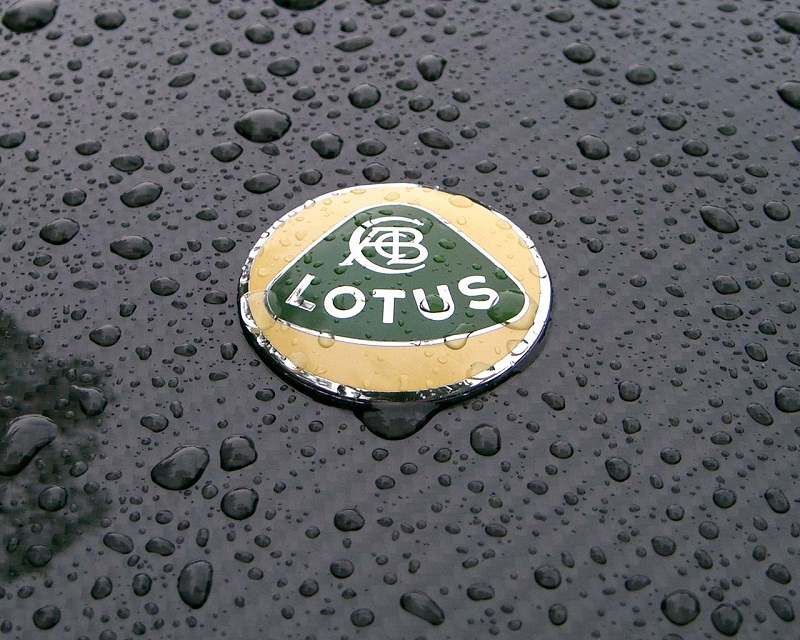 Lotus wchodzi na polski rynek