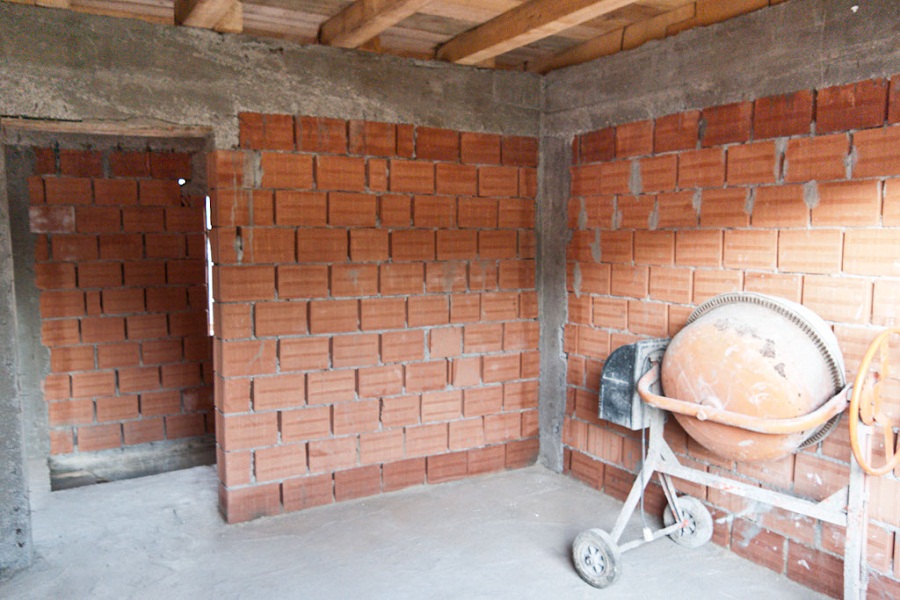 Polacy najczęściej budują domy z cegły