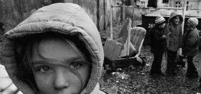 Ubóstwo - polskie dzieci coraz biedniejsze