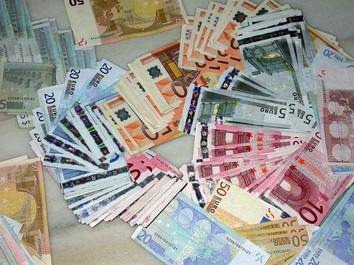 Cypryjskie władze twierdzą, że zabrakło im pieniędzy na wypłatę emerytur i wynagrodzeń urzędników