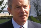 Irlandia. Tony Blair obrzucony butami i jajkami