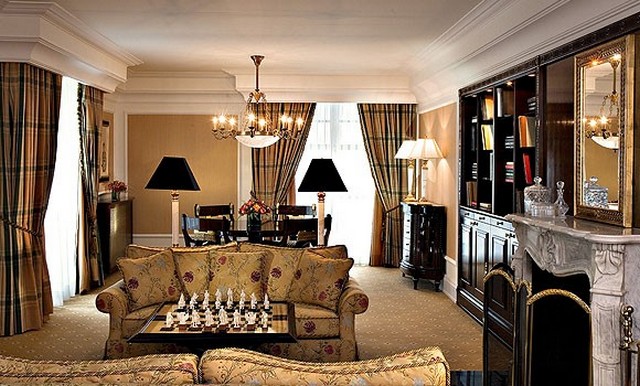Ritz-Carlton Suite w hotelu Ritz Carlton Moskwa
