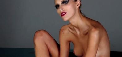Anja Rubik i Lady Gaga topless w magazynie I-D