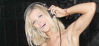 Joanna Krupa świetnie się bawi w klubie Mynt w Miami