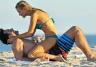 Joanna Krupa  - seksowna modelka w bikini na plaży w Miami