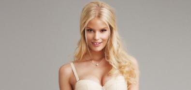 Alena Blohm - seksowna modelka w bieliźnie Figleaves