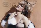 Amber Valletta - utalentowana modelka w australijskim Vogue