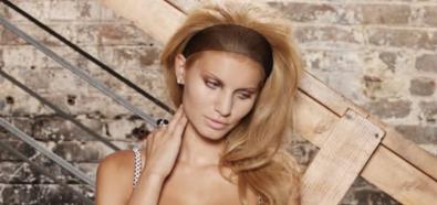 Angela Marcello - modelka w bieliźnie Affinitas Intimates