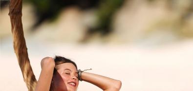 Behati Prinsloo - modelka w strojach kąpielowych Victoria's Secret