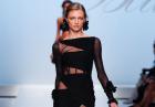 Modelki prezentują kolekcję Blumarine podczas Milan Fashion Week