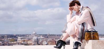 Cara Delevingne i Saskia de Brauw - dwie seksowne modelki w jesiennej kolekcji Fendi na zdjęciach Karla Lagerfelda
