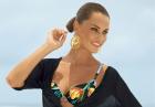 Catrinel Menghia - rumuńska modelka w kolekcji strojów kąpielowych i ubrań Bogner