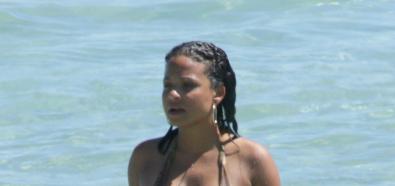 Christina Milian w nietypowym stroju kąpielowym 