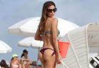 Claudia Galanti - paragwajska modelka w skąpym bikini na plaży w Miami