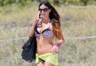 Claudia Romani - seksowna modelka w bikini na plaży w Miami