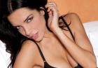 Claudia Salinas - modelka w bikini i bieliźnie