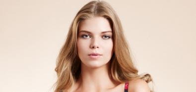 Dominika Szijartoova - modelka w bieliźnie Marks & Spencer