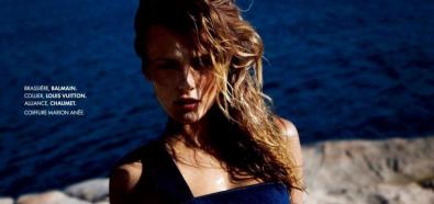 Edita Vilkeviciute - seksowna modelka i jej półnagie piersi w Elle