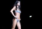 Elisabetta Gregoraci - włoska celebrytka w bikini Agogoa na pokazie Milian Fashion Week
