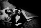 Elsa Hosk i Elsa Crafoord - erotyczna sesja nagich modelek-wampirzyc
