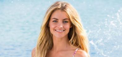 Elyse Taylor - seksowna modelka w strojach kąpielowych Next