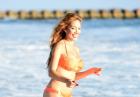 Farrah Abraham w bikini biega po plaży
