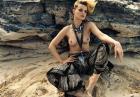 Guinevere Van Seenus - modelka topless w Vogue