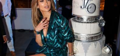 Jennifer Lopez seksownie na swoich urodzinach