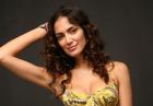 Jenny Lopez - modelka z Kolumbii w bikini i bieliźnie