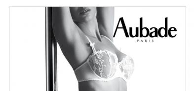 Modelka o kuszących kształtach w kalendarzu bielizny Aubade na rok 2013