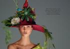Karlie Kloss - amerykańska modelka pozuje do nagiej sesji we włoskim Vogue