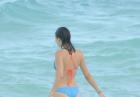 Kendall Jenner z koleżankami na plaży i jachcie