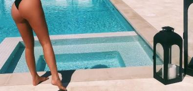 Kylie Jenner pokazuje ciało w kostiumie kąpielowym